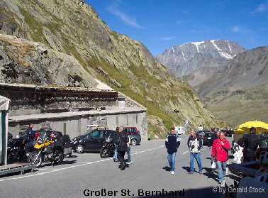 2002-01-10 12-04-33_Auf dem Grossen St.Bernhard_0051